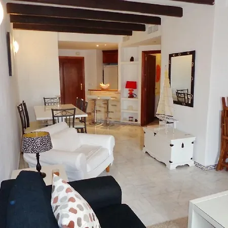 Apartamento Cerca De La Costa דירה טורבייחה